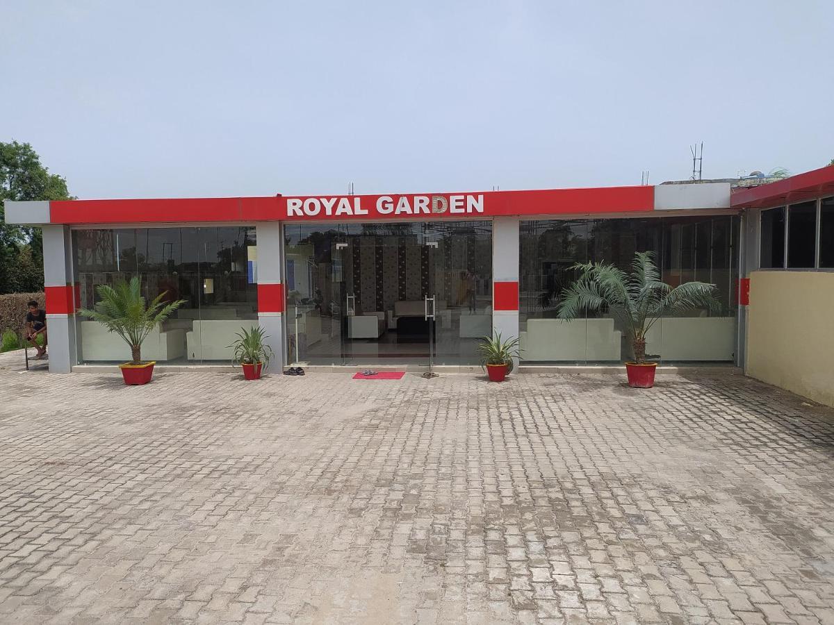 Oyo 82476 Royal Garden ガーズィヤーバード エクステリア 写真